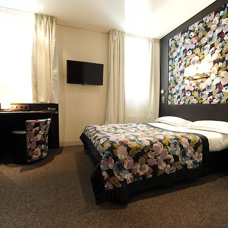 פריז Hotel Du Vieux Saule מראה חיצוני תמונה