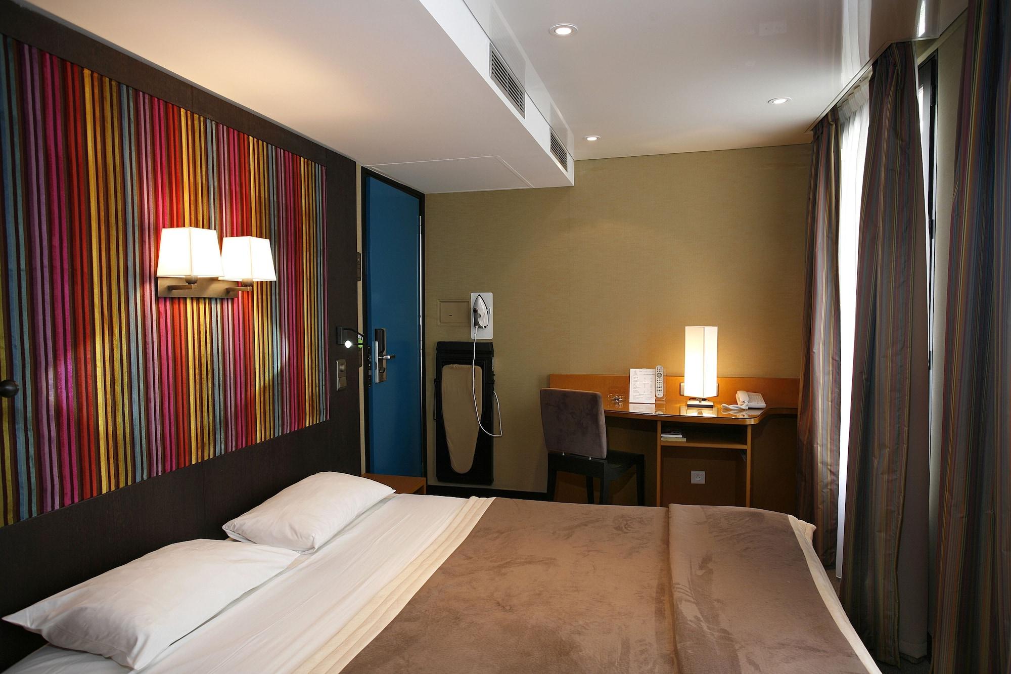 פריז Hotel Du Vieux Saule מראה חיצוני תמונה