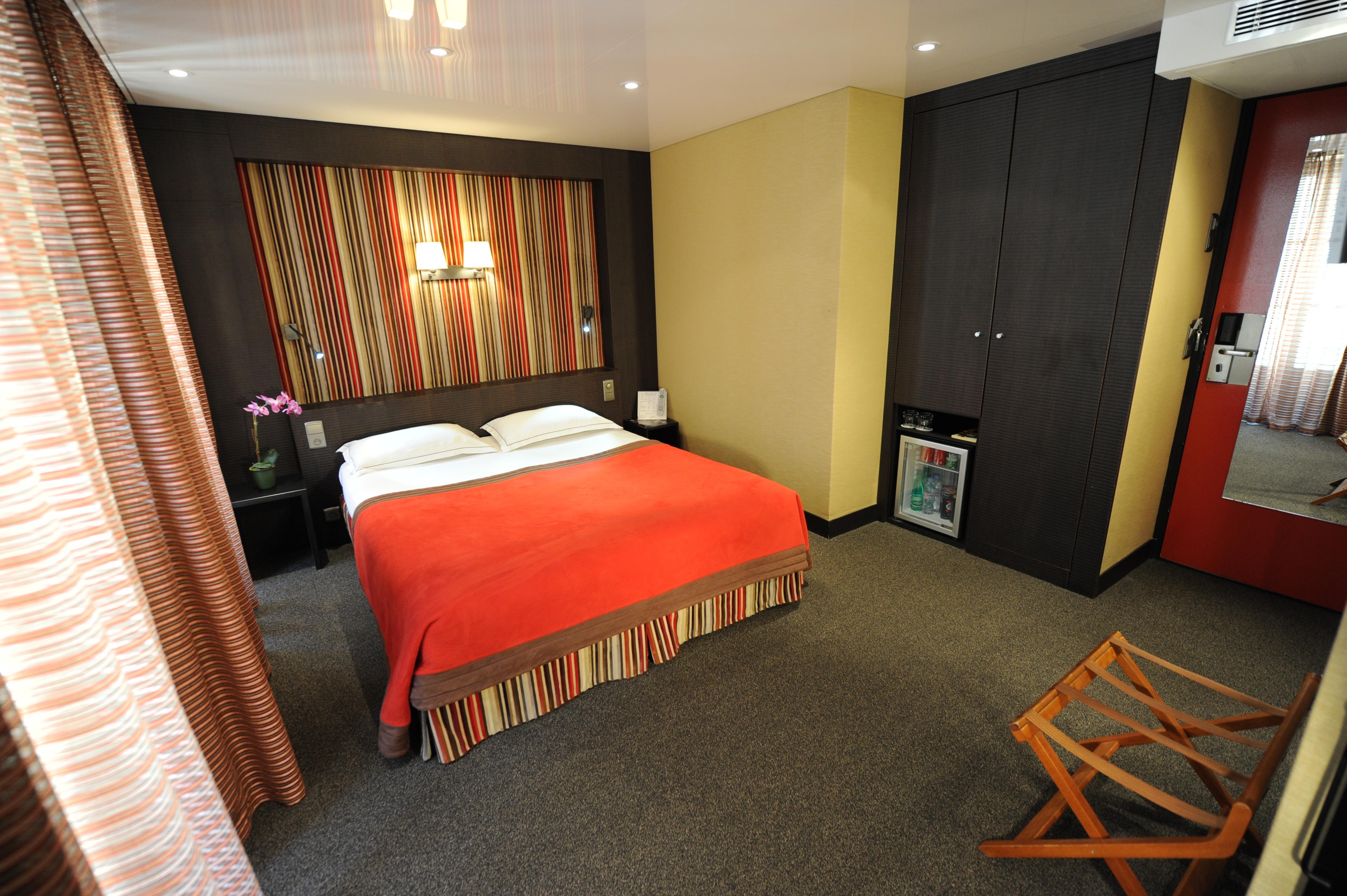 פריז Hotel Du Vieux Saule מראה חיצוני תמונה
