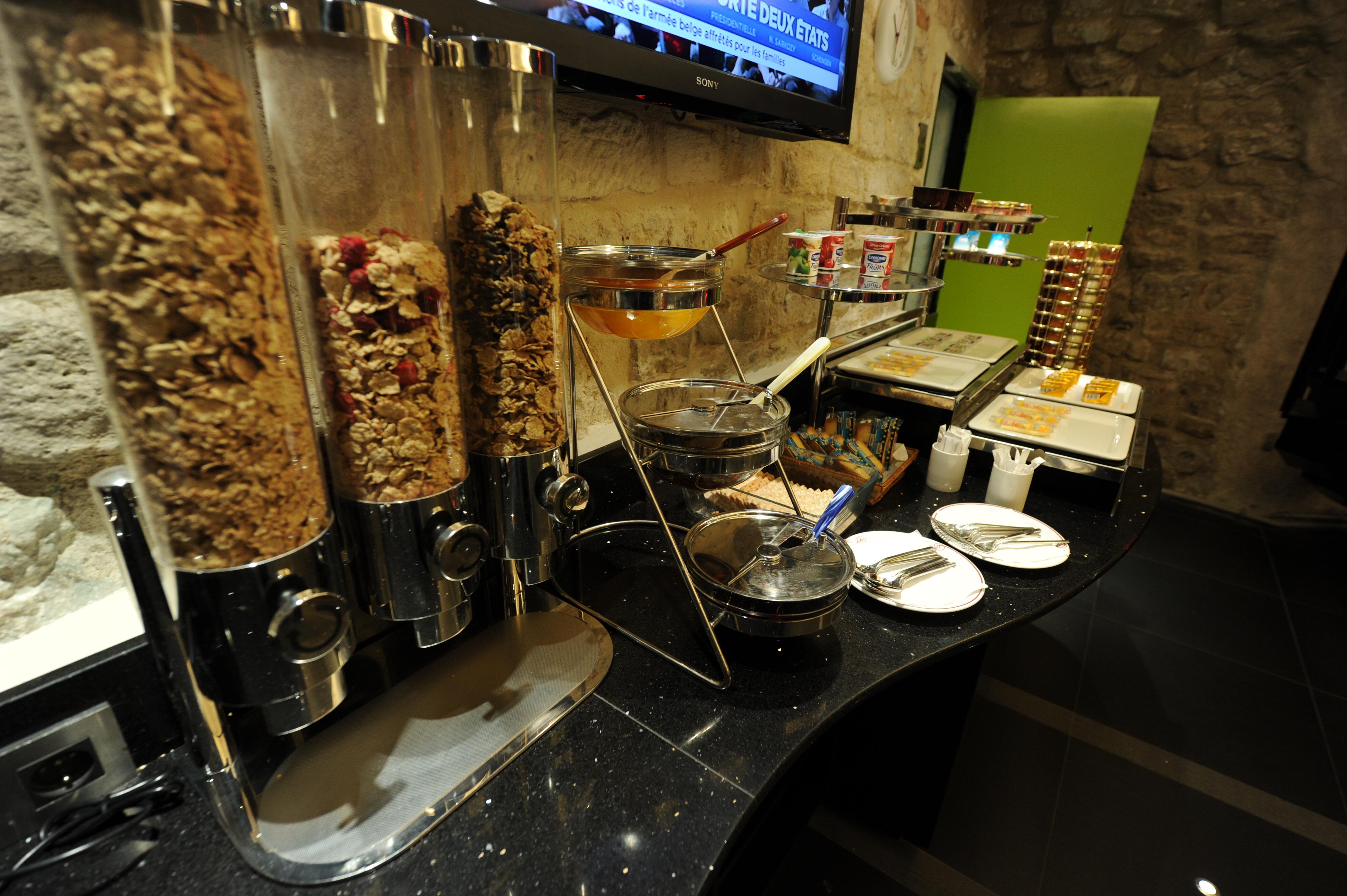 פריז Hotel Du Vieux Saule מראה חיצוני תמונה
